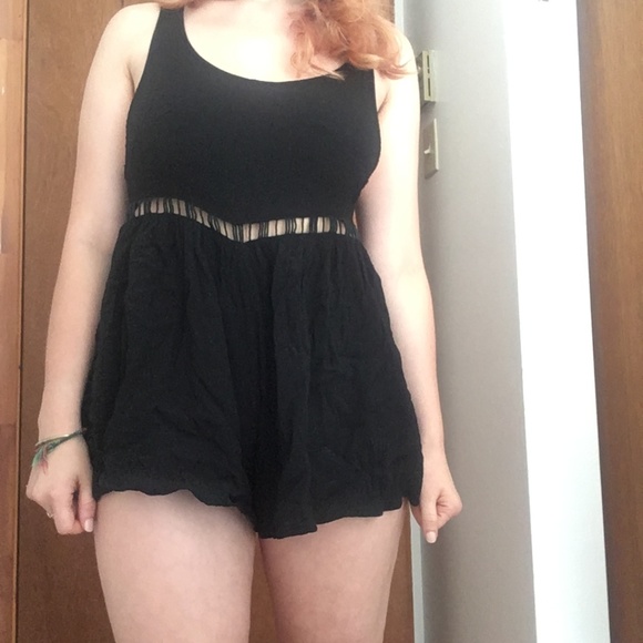 Cute jumpsuit - Picture 2 of 3